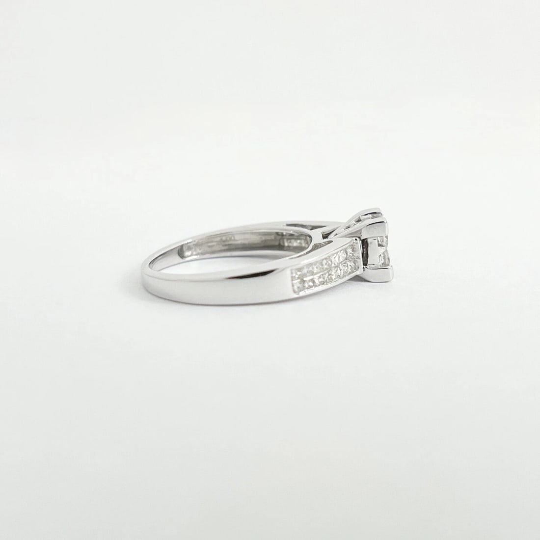 Princess Invisible Set Diamond Engagement Ring 14K White Gold, 1.00 CTW, 3.17 Gr - 9