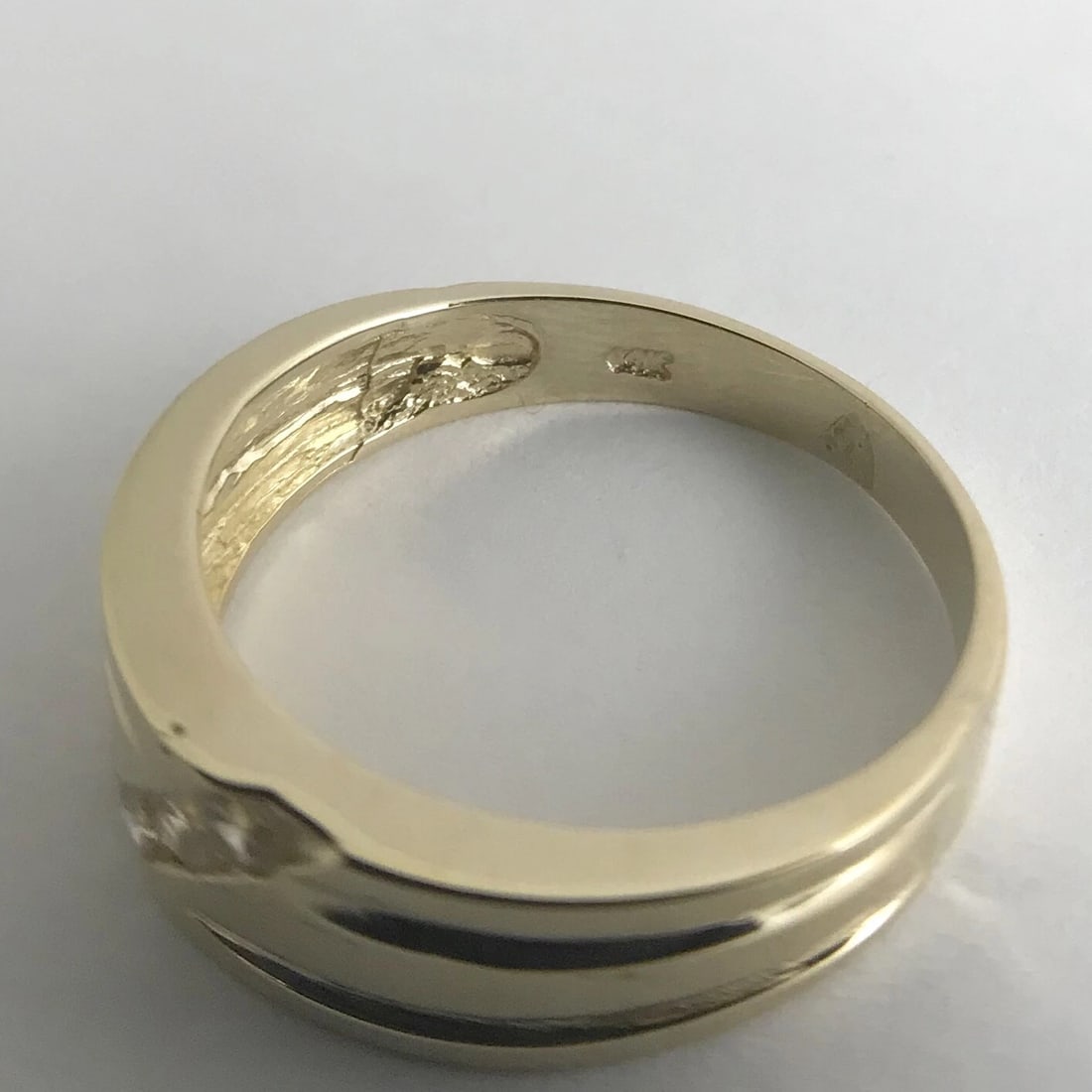 Men's 3-Stone CZ Cubic Zirconia Wedding Band Ring 14K Yellow Gold, 3.89 Grams - 13