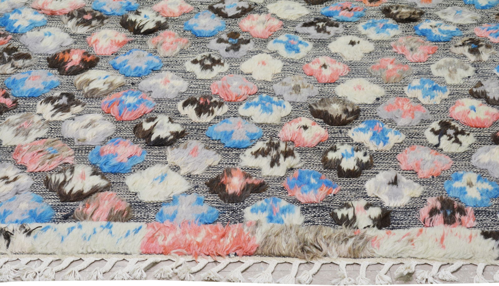 HAND KNOTTED WOOL MOROCCAN RUG - 4