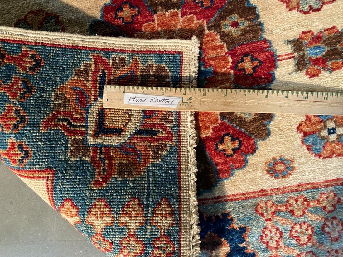 STUNNING FINE SERAPI RUG 5'.1"x7' - 9