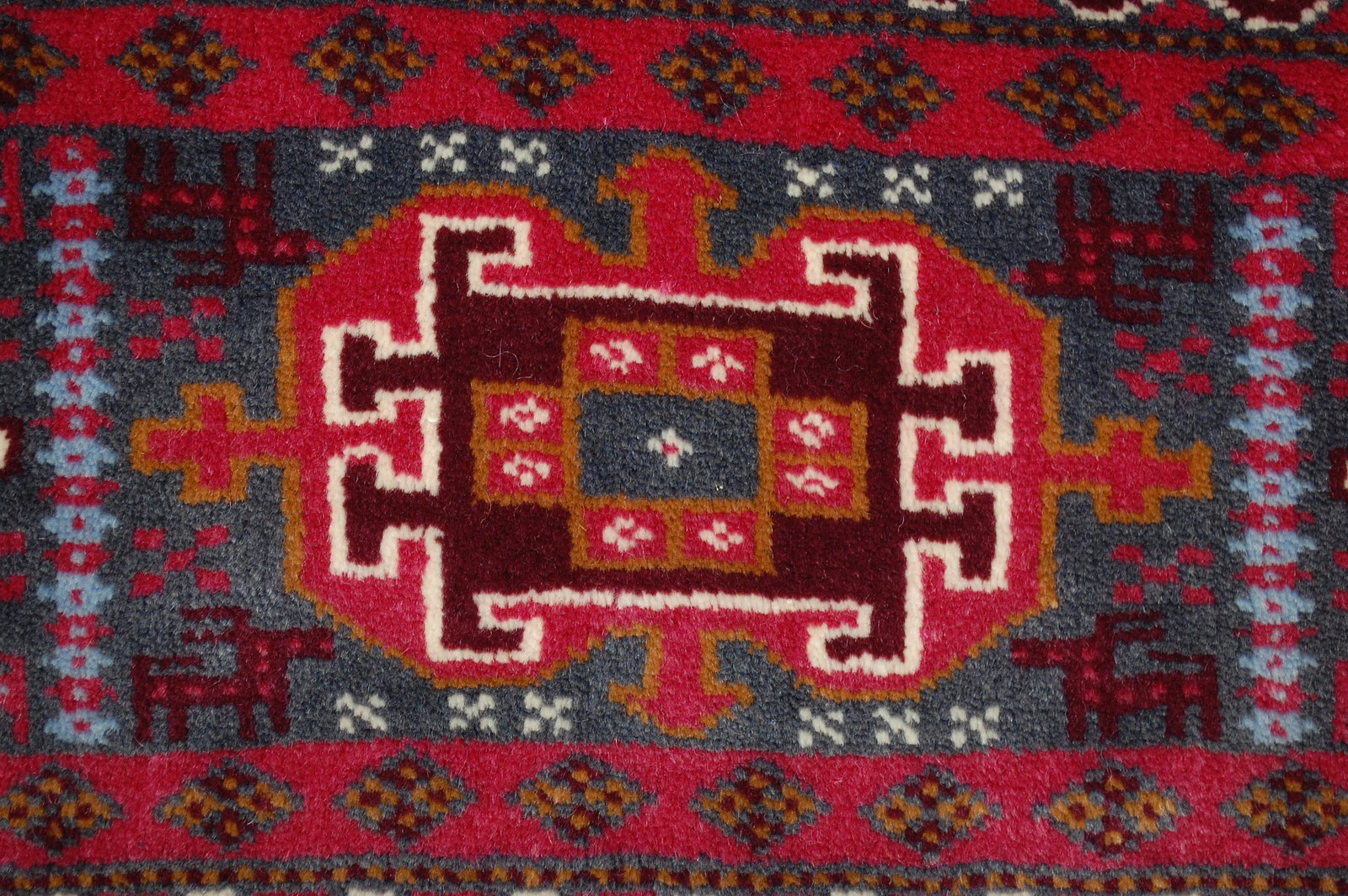 PERSIAN BALOUCHI RUG 3'6" x 4' - 13