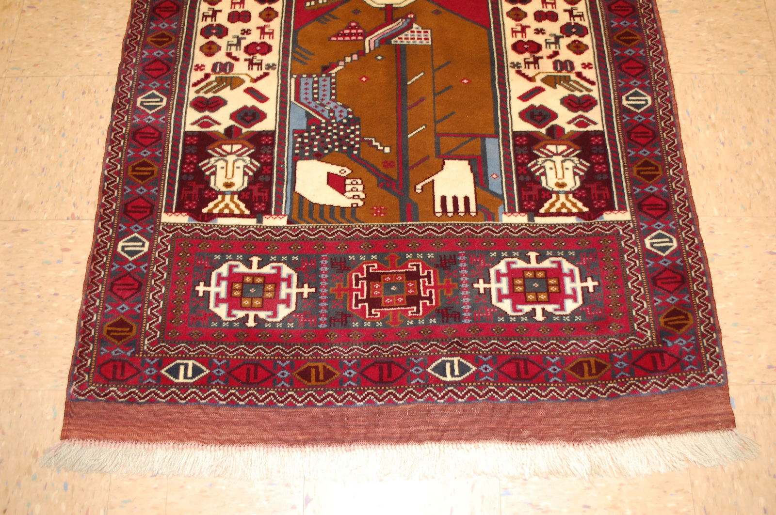 PERSIAN BALOUCHI RUG 3'6" x 4' - 5