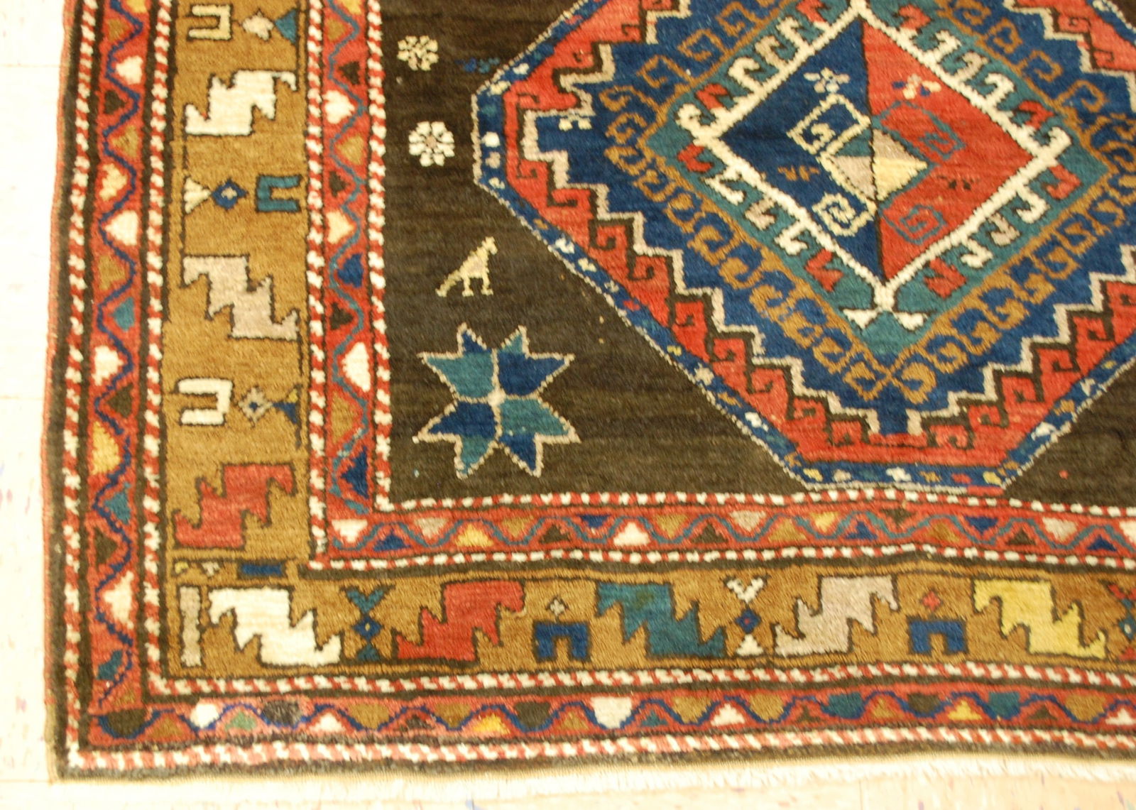 CAUCASIAN SHIRVAN RUG 4'8" x 6'7" - 8