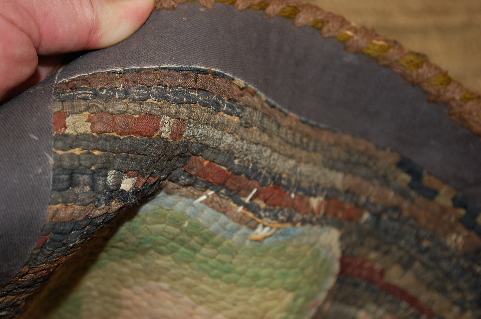 AMERICAN HOOKED RUG 6x8.10 - 12