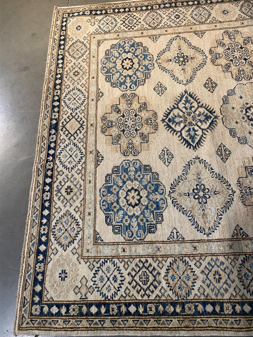 FINE HAND SUPER KAZAK RUG 5'.2"X6'.8" - 7