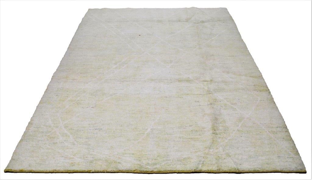 HAND KNOTTED WOOL MOROCCAN RUG - 2