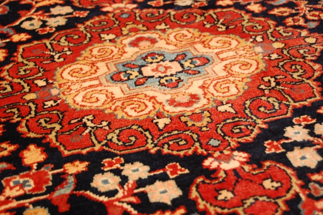 Persian SAROUK RUG 3'6" X 5' - 8