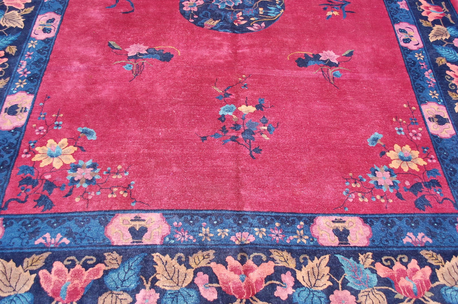 CHINESE NICHOLS RUG 9' x 11'6" - 3