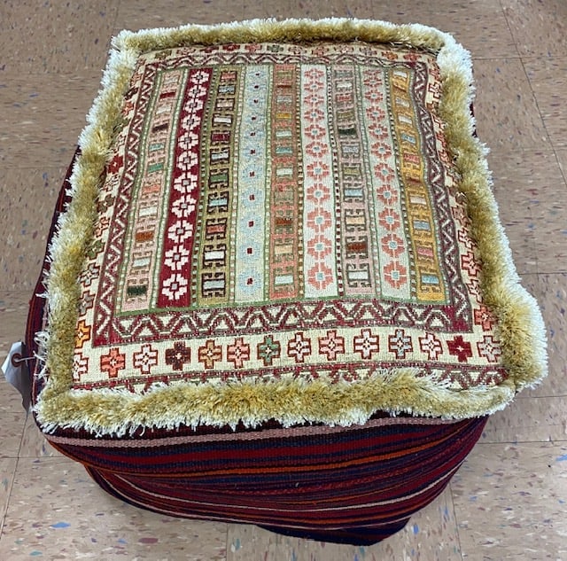 Highly Detailed Fine silk sumak kilim Rug Very Soft Wool cushion 1.8x1.8x1.3 h - 2