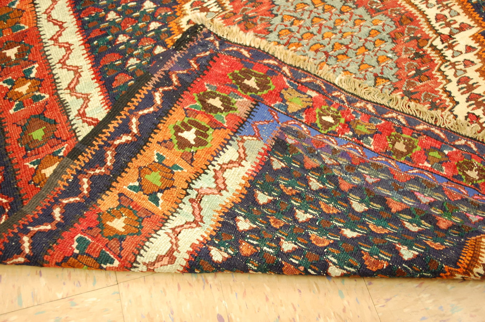 Persian SENNEH KILIM RUG 3'10" x 4'3" - 10