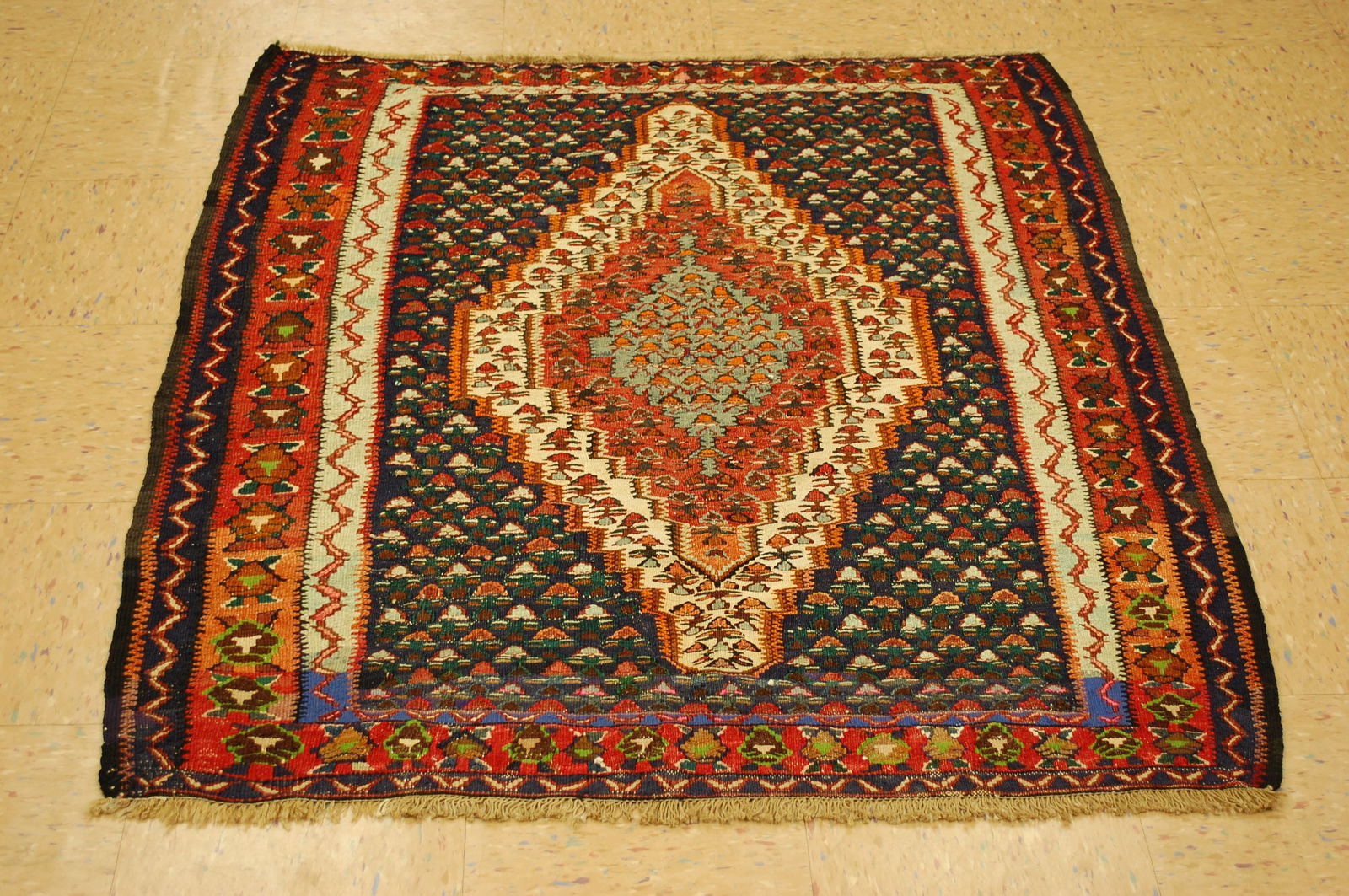 Persian SENNEH KILIM RUG 3'10" x 4'3" (1 of 12)