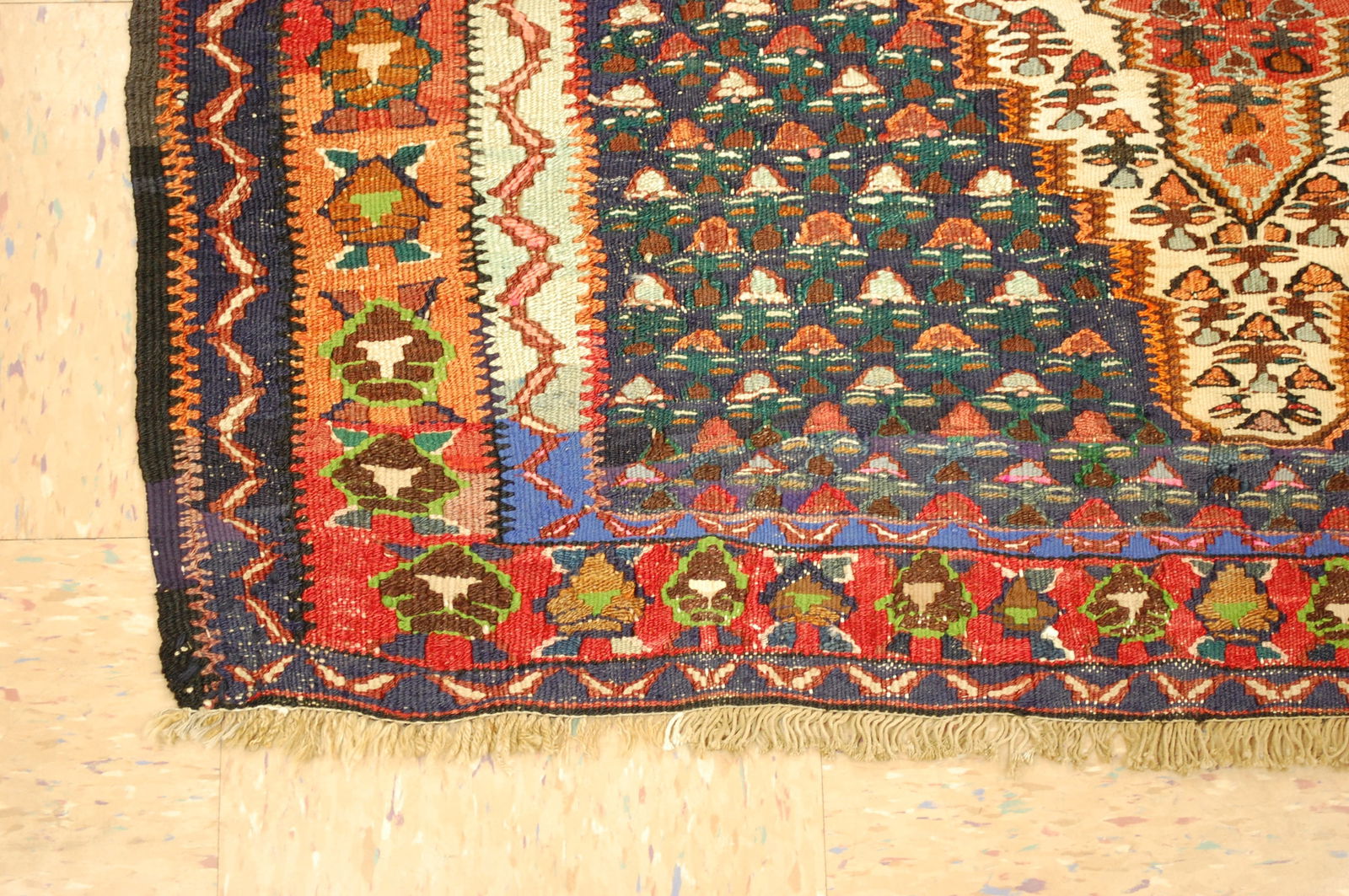 Persian SENNEH KILIM RUG 3'10" x 4'3" - 5