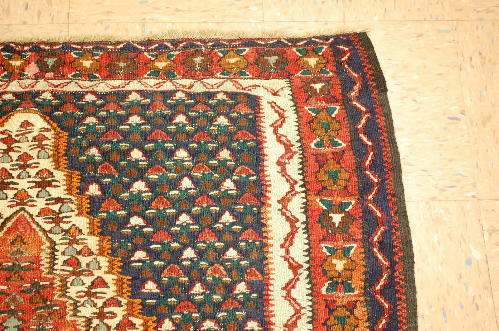 Persian SENNEH KILIM RUG 3'10" x 4'3" - 8