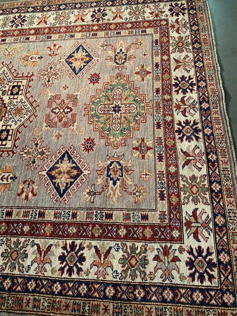 EXQUISITE FINE SUPER KAZAK RUG 5'.1"x6'.7" - 8