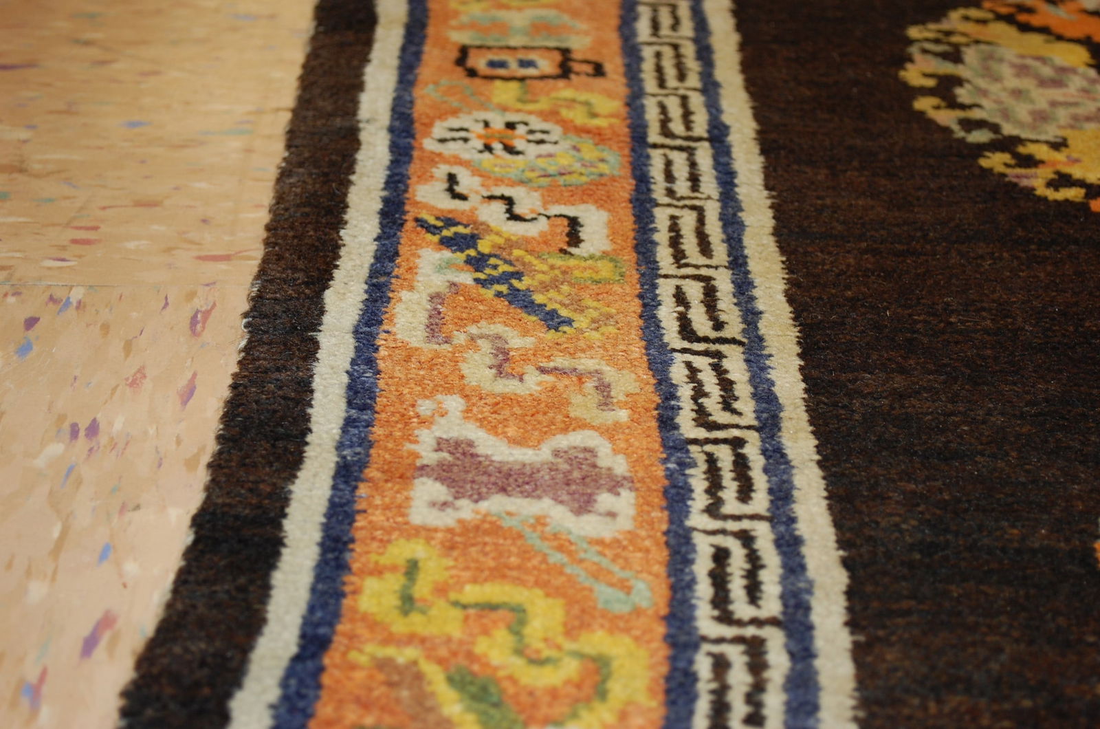 CHINESE TURKESTAN RUG 2.7x4.6 - 9