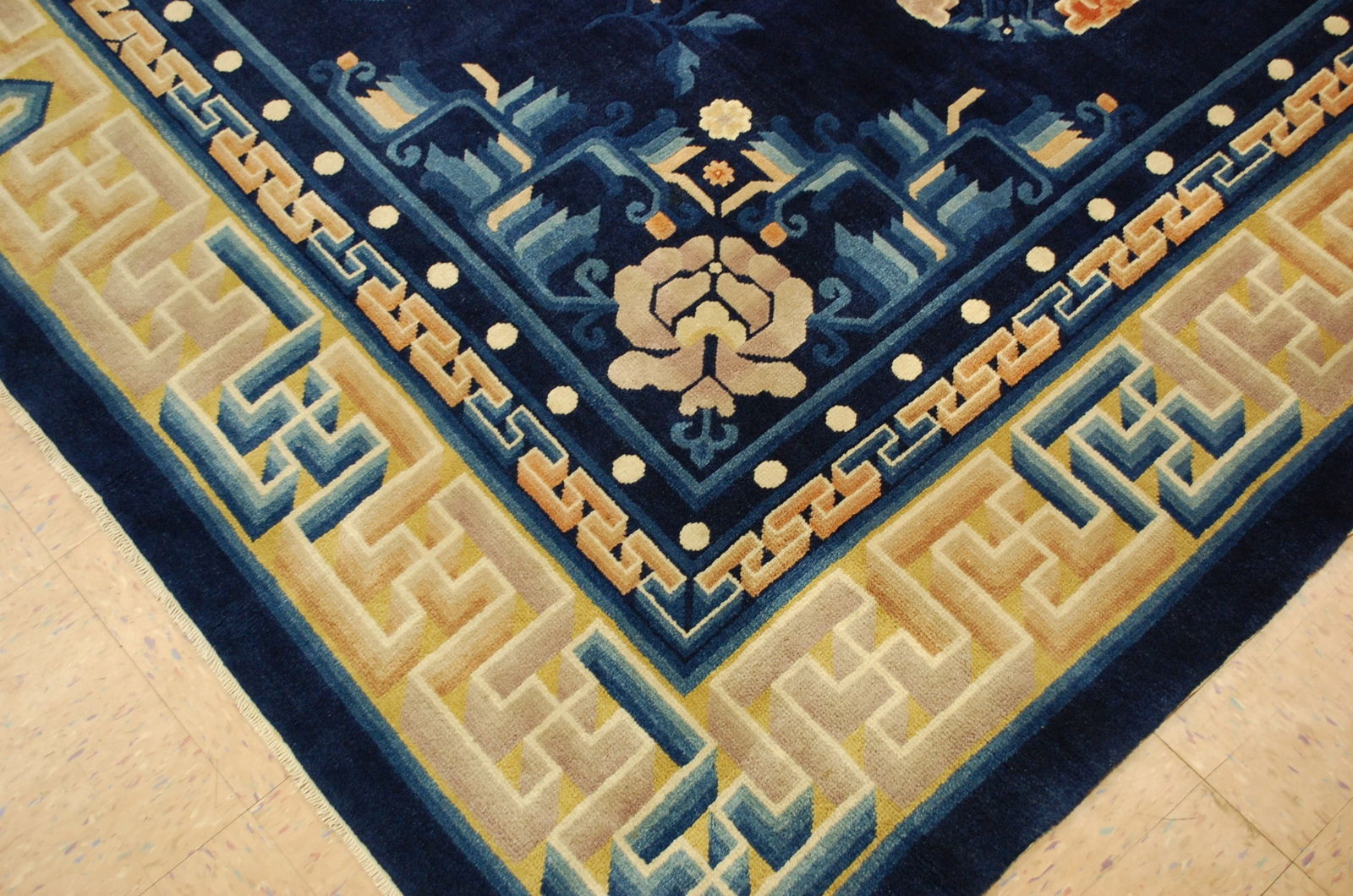 CHINESE RUG 8.4x11.2 - 7