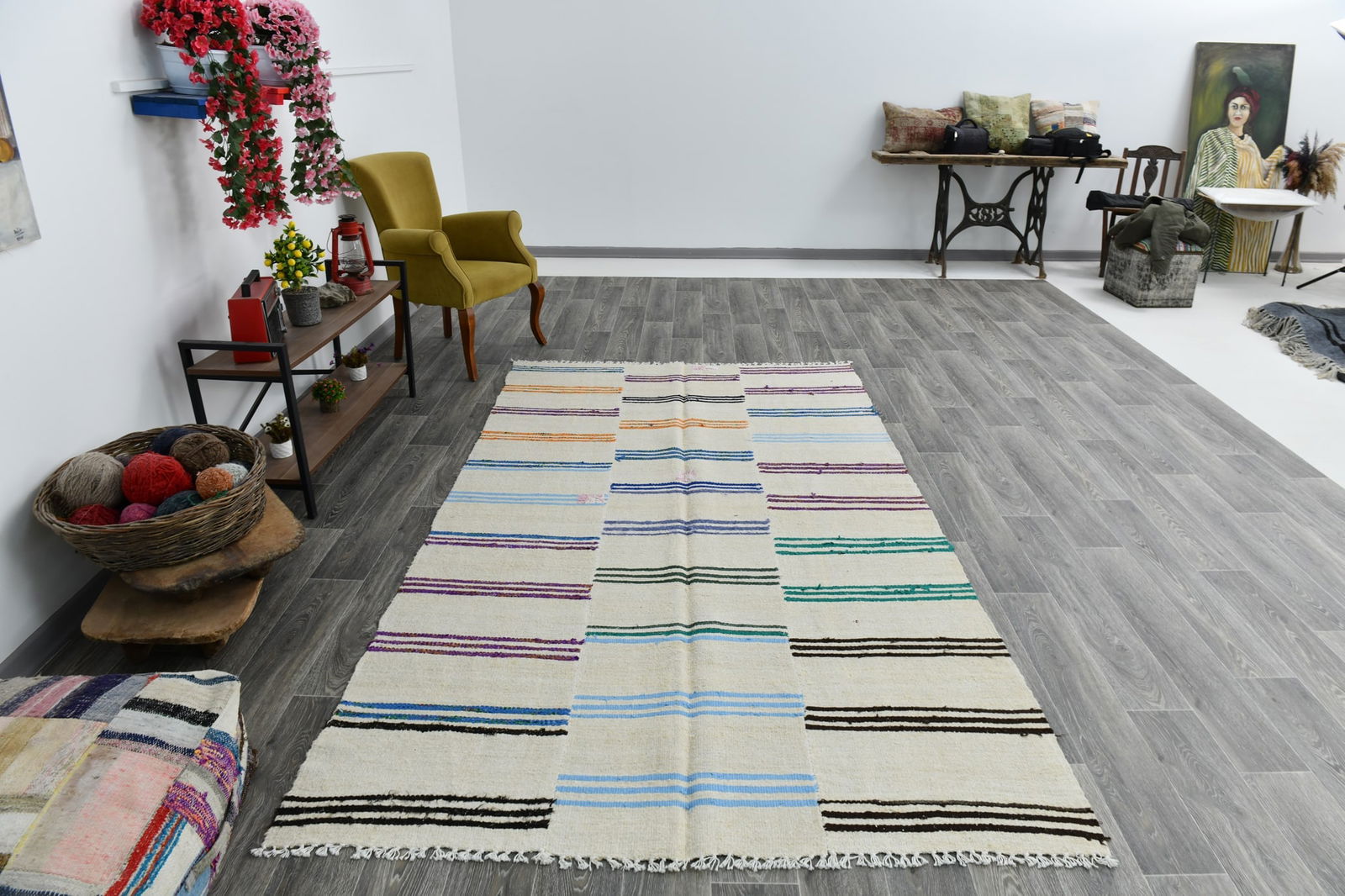 5'6'' x 9'11'' Turkish Handmade Kilim Rug - 1267 - 8
