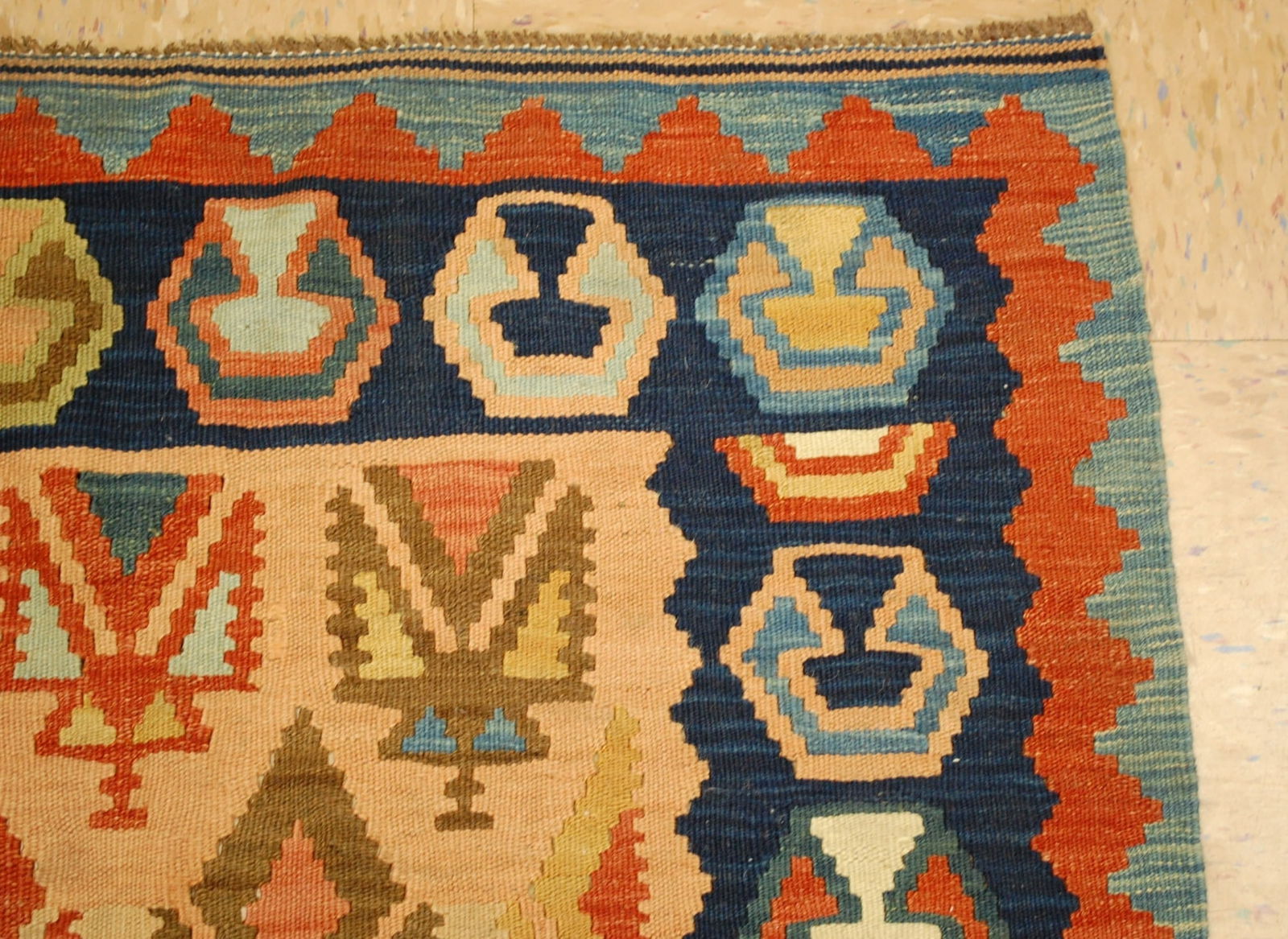 CAUCASIAN KILIM RUG 3.5x6.7 - 7