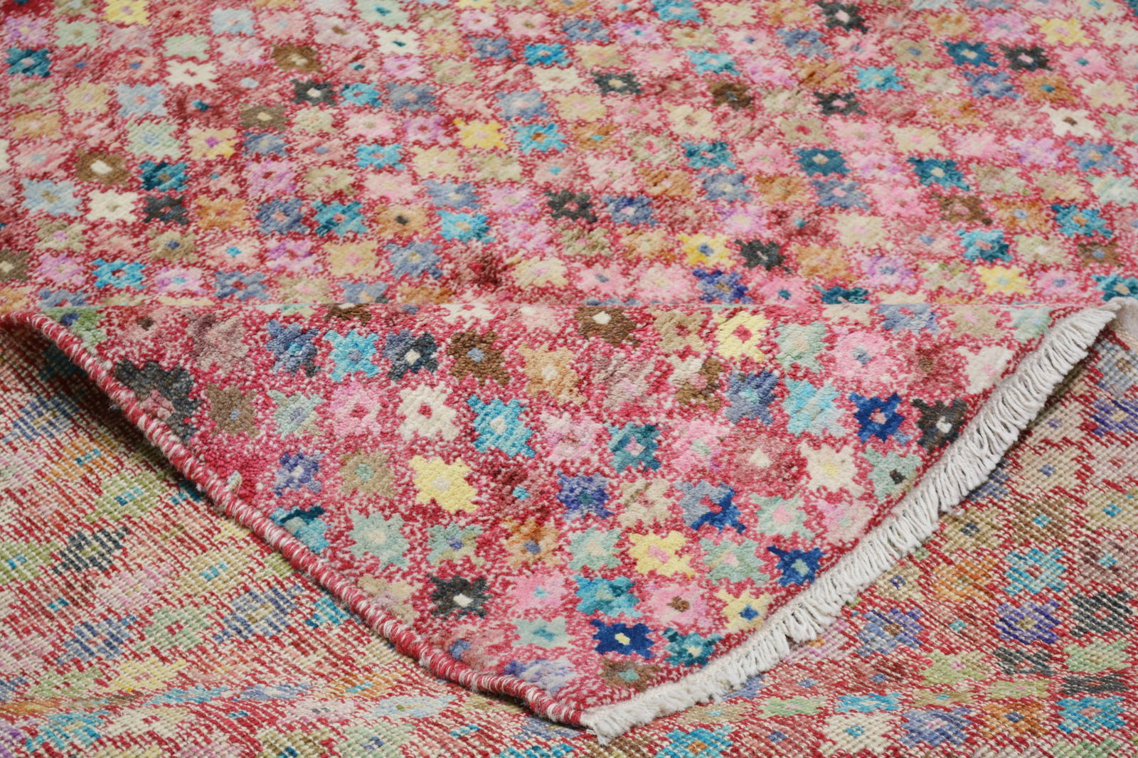 HAND KNOTTED WOOL MOROCCAN RUG - 6
