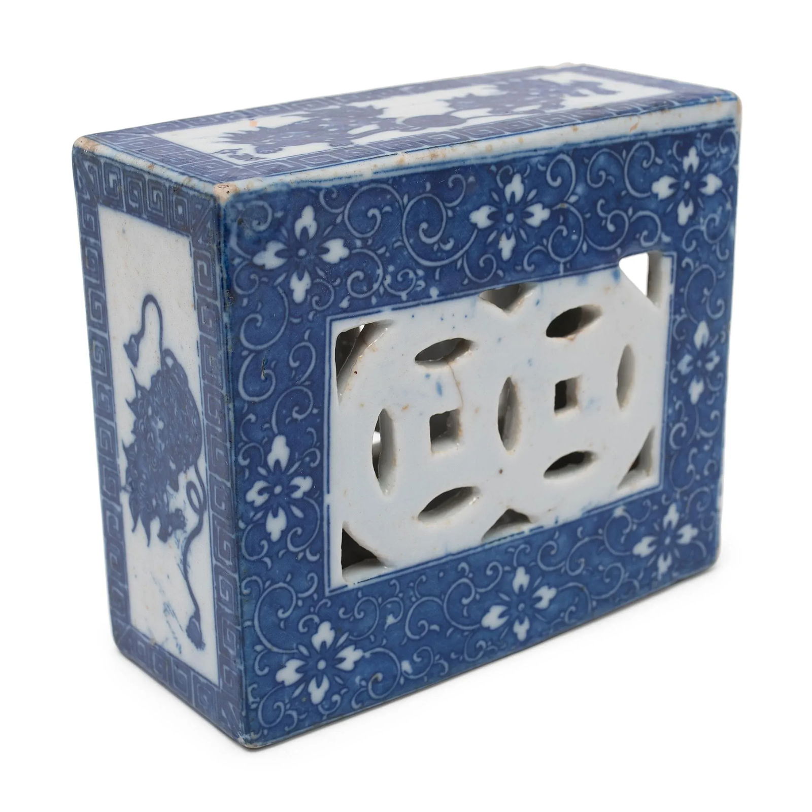 Chinese Blue and White Fu Lion Headrest, C. 1920 - 3
