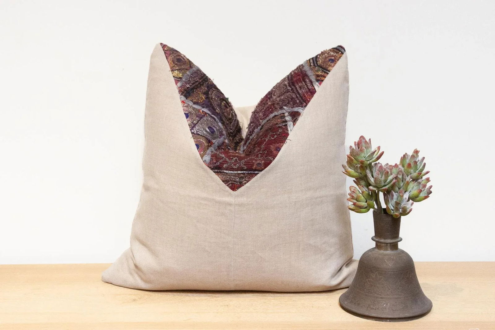 Nilo Antique Tapestry Linen Pillow - 7