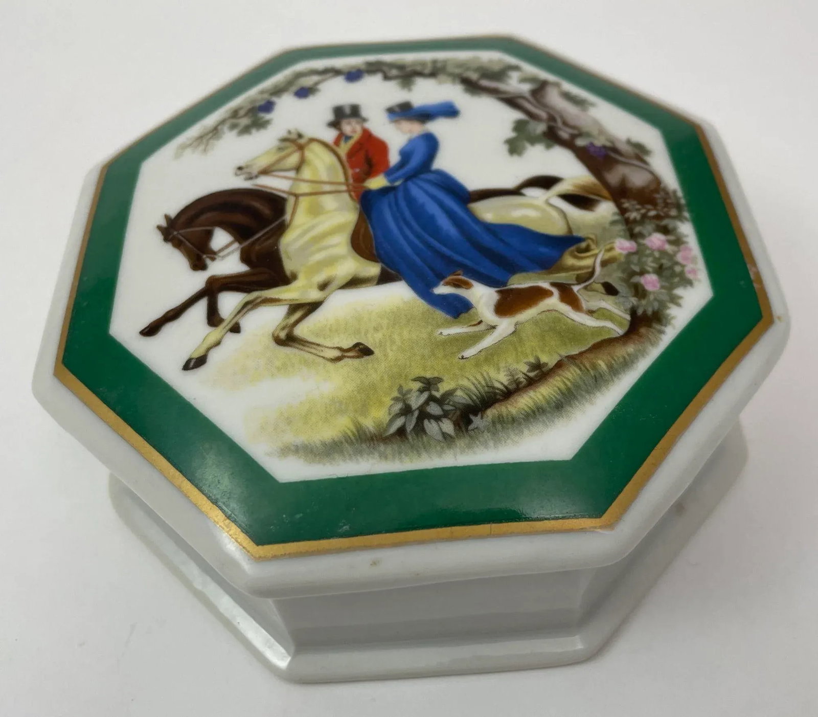 Elizabeth Arden Porcelain Box Southern Heirlooms Made in Japan - 5