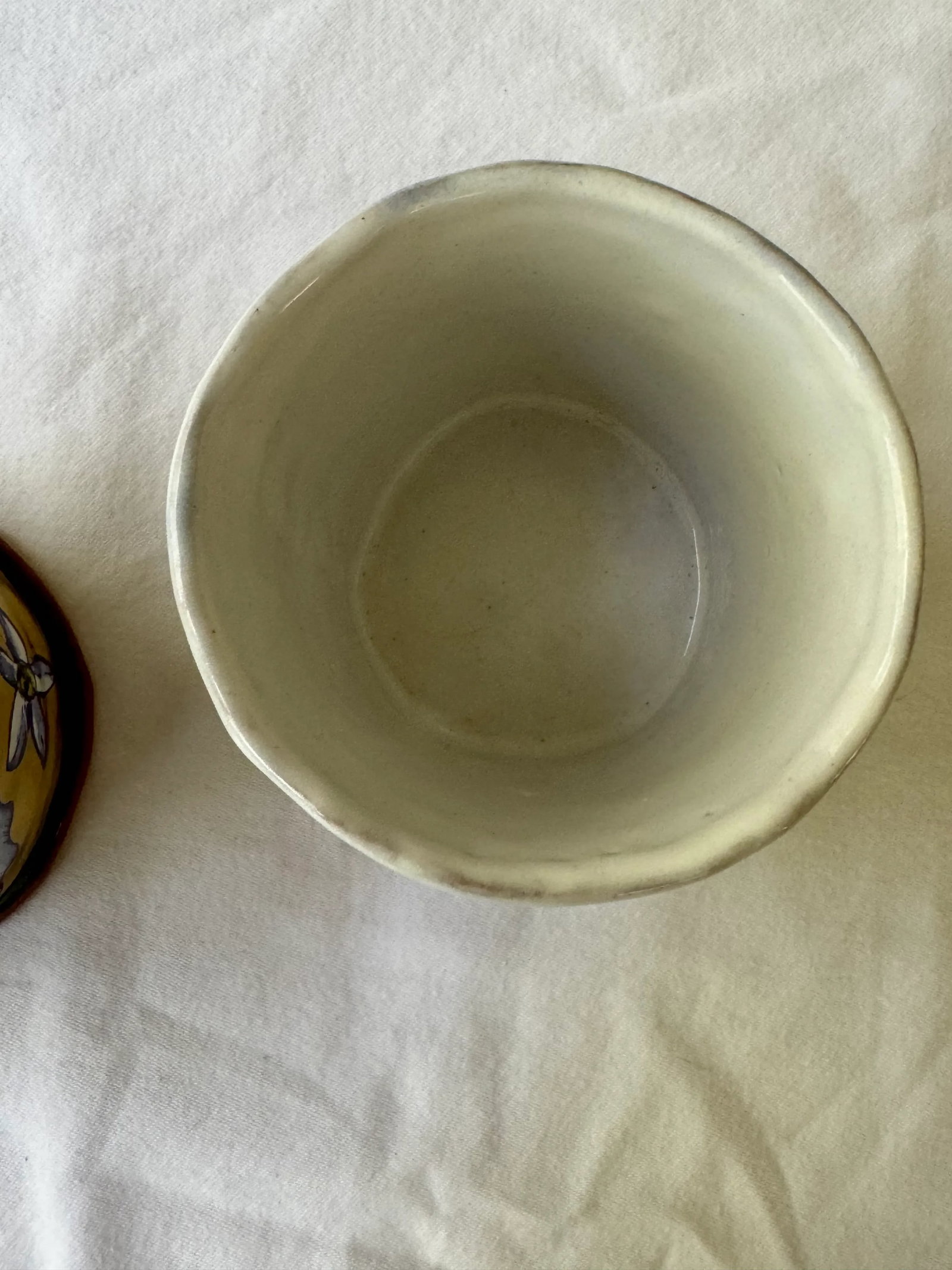 Pair of Late 20th Century Hand Painted Signed Pottery Small Flower Pots/Vases - 7