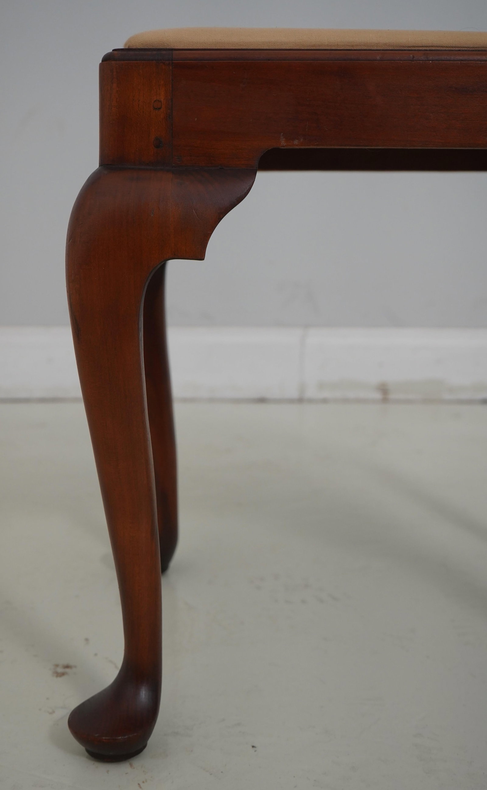 Eldred Wheeler Queen Anne Cherry Stool or Bench - 5