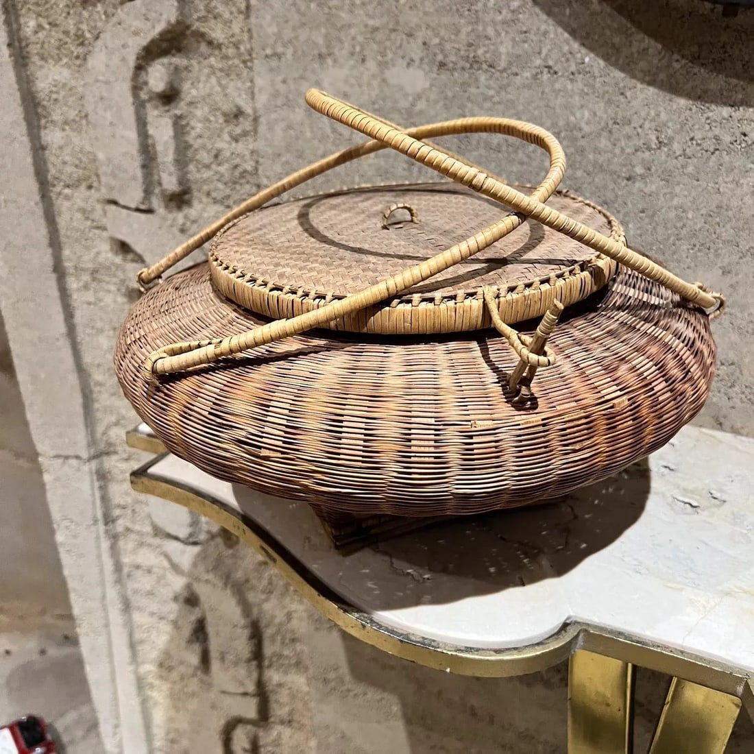 Vintage Hand-Woven Lidded Basket With Handle - 3