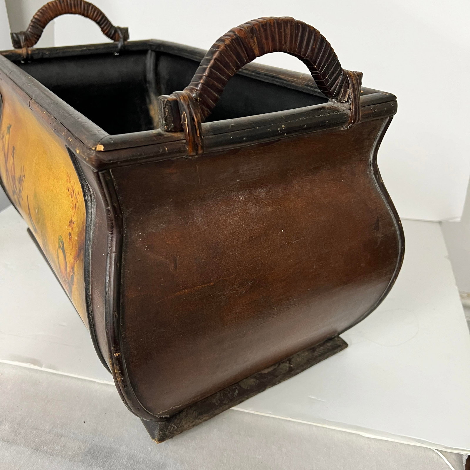 Chinoiserie Bamboo Songbird Mural Wooden Bombay Shape Planter / Basket - 2