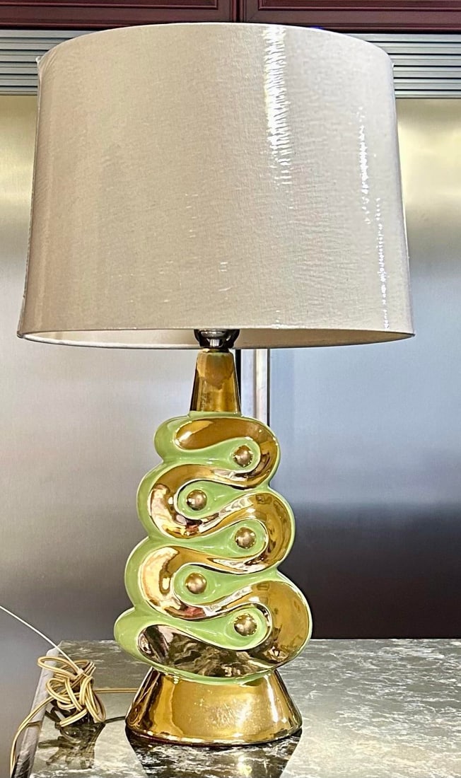 Mid 20th Century Pistachio Green and Gold, Ceramic Table Lamp - 2