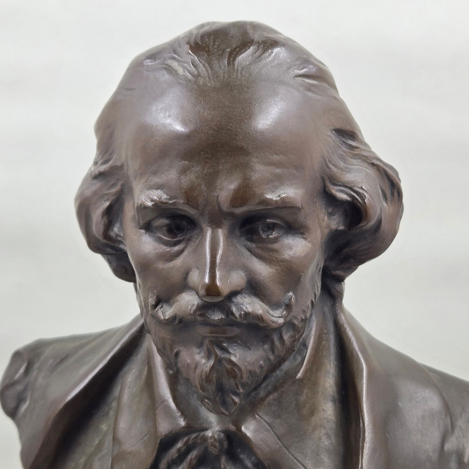 Early 20th Century Austrian Bronze Bust of Shakespeare by Hans Muller - 7