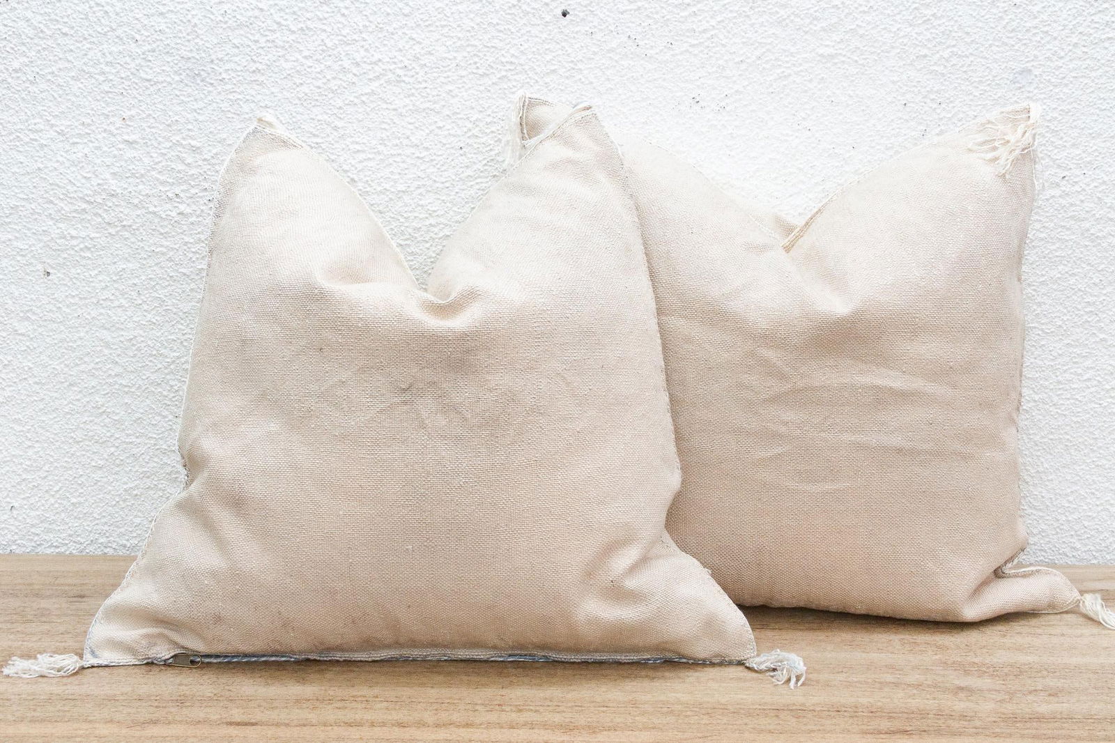 Pair of Large Silk Pearl Plaster Pillows - 7