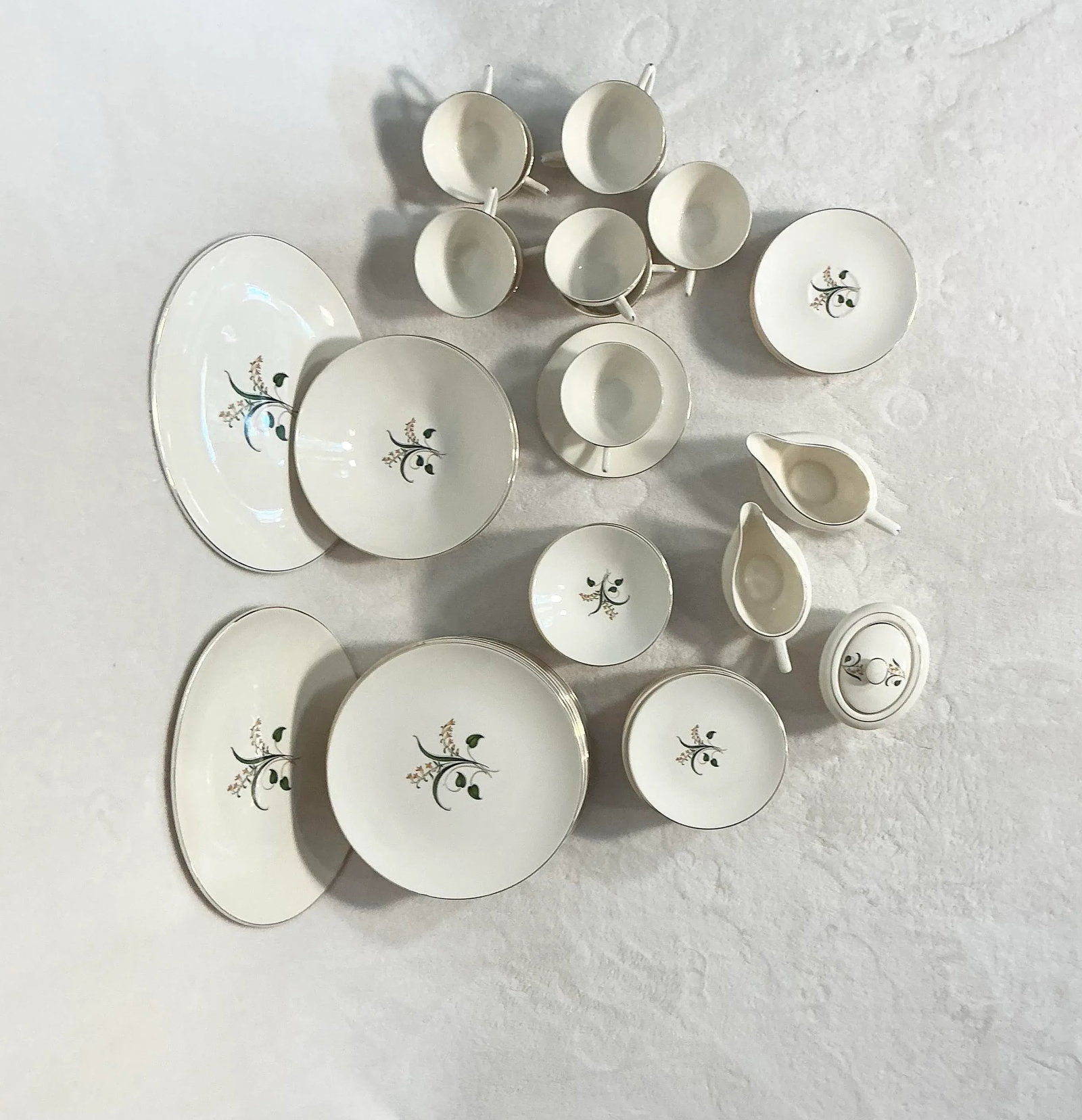 1950s Edwin Knowles "Forsythia" 64-Piece Fine China Dinnerware - 3