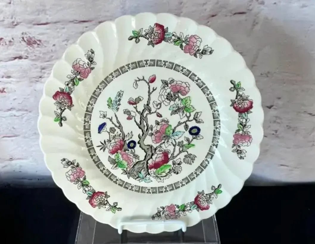 Myott Staffordshire England "Indian Tree" Plates and Platter, Set of Five - 2
