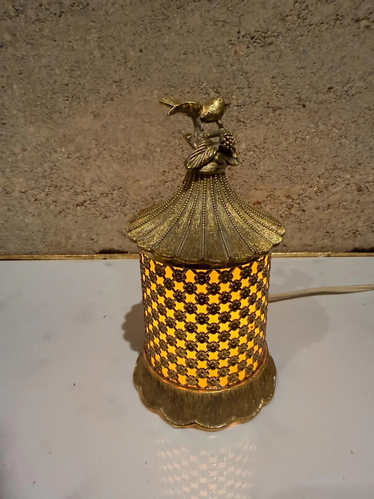 Vintage Matson Gold Tone Electric Vanity Light Lamp - 6
