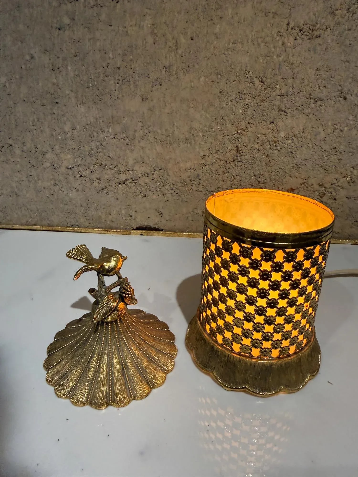 Vintage Matson Gold Tone Electric Vanity Light Lamp - 7