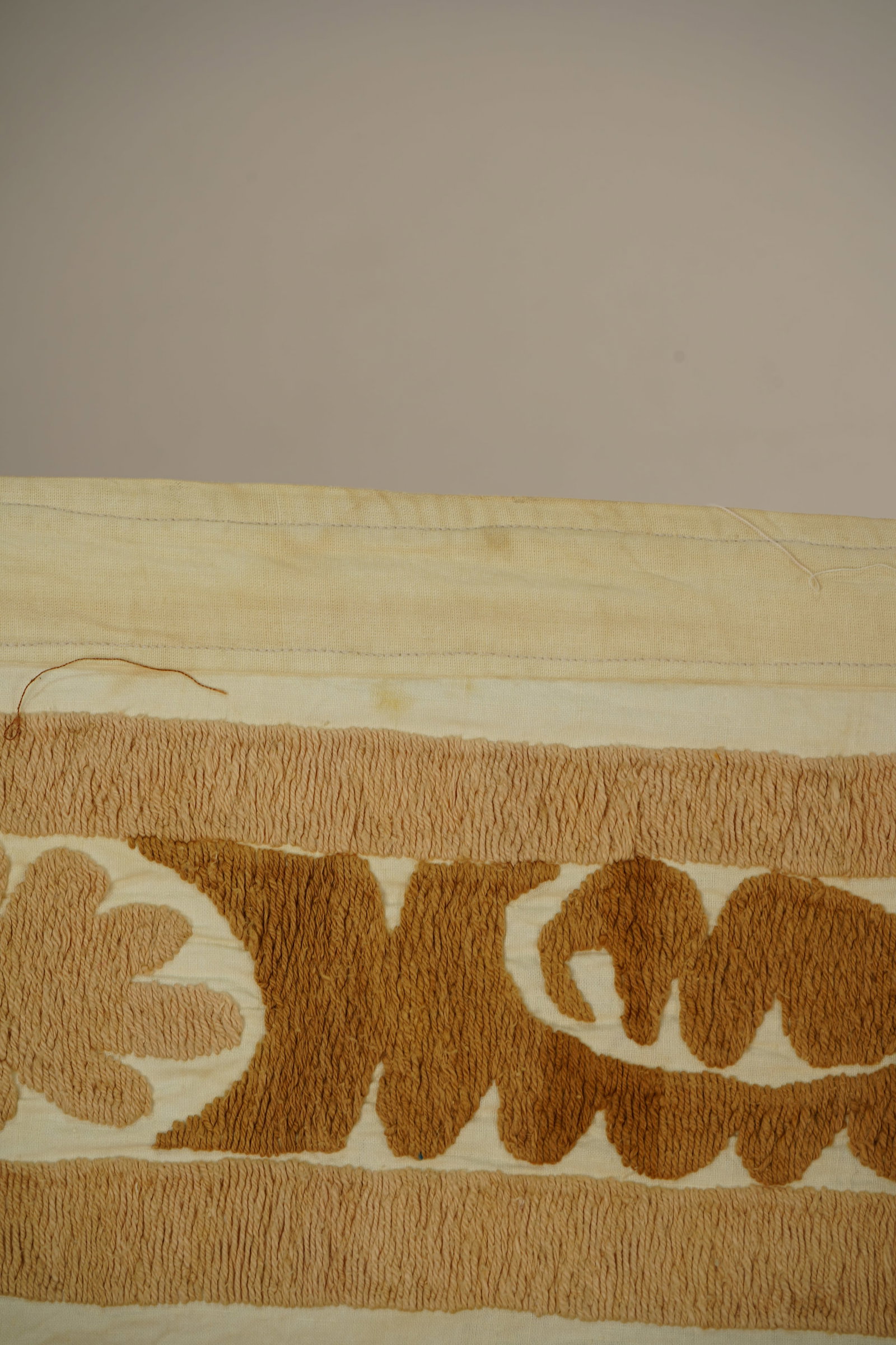 Suzani Wall Decor - Tribal Tapestry 4'2'' X 4'4'' - 8