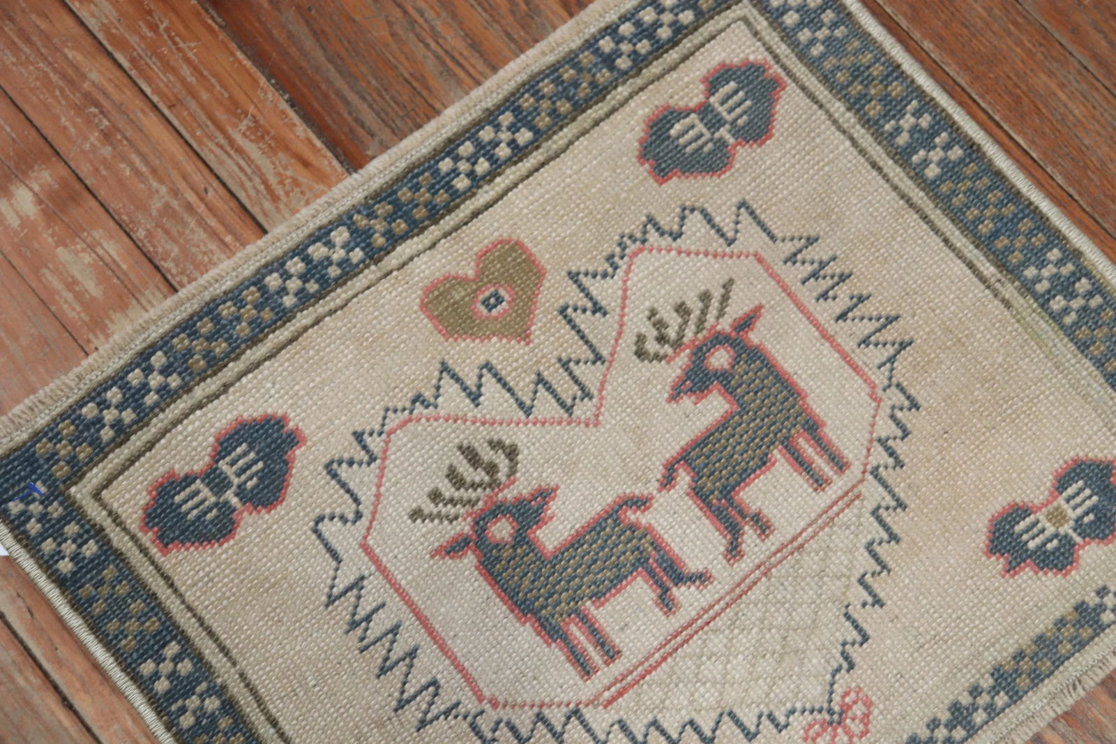 Mini Square Turkish Pictorial Rug, 1'6'' X 1'10'' - 2