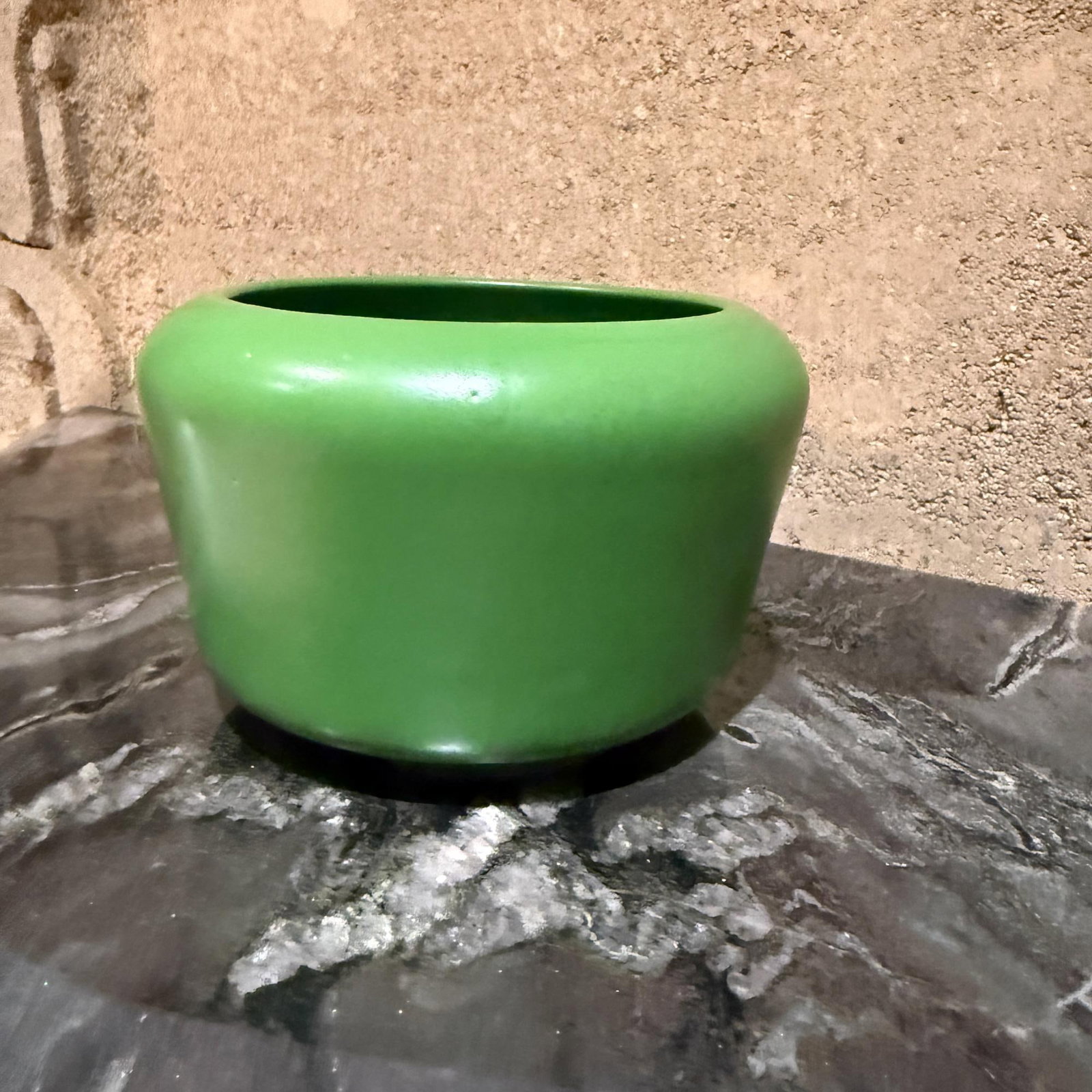 Modern Ceramic Planter or Pot in a Vibrant Green - 6