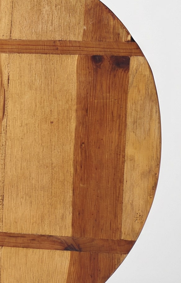 Antique European Round Bread Board With Handle - 2