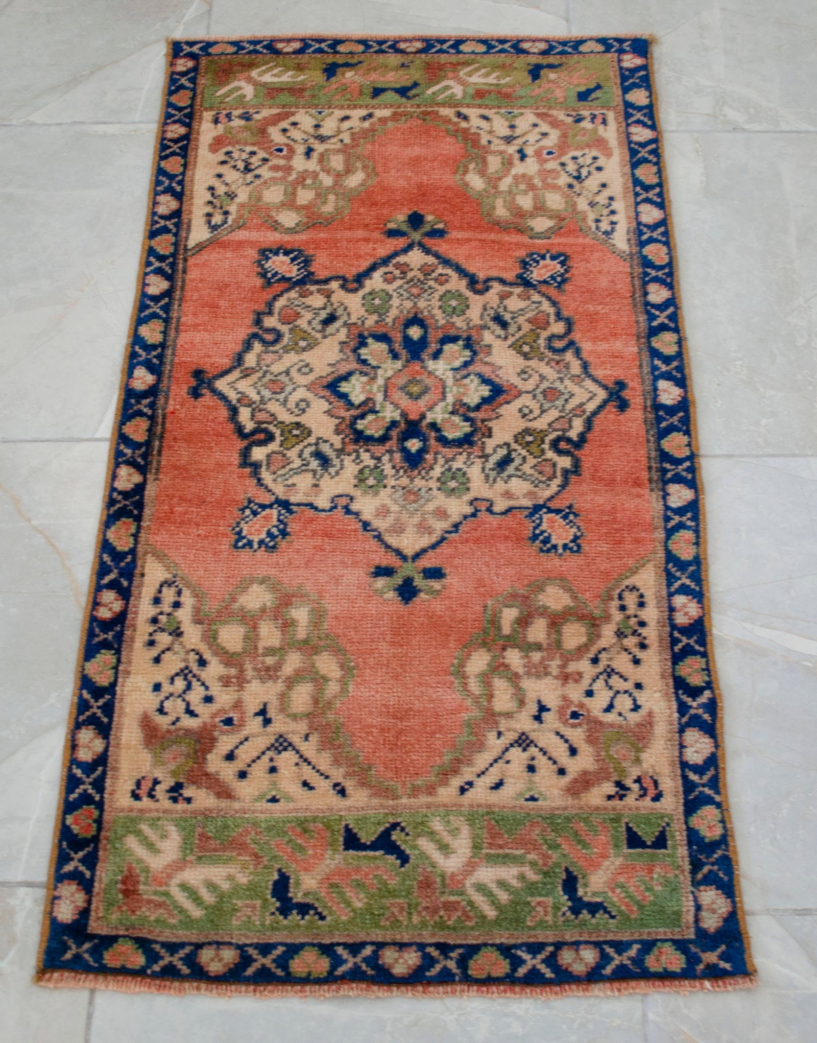 1960s Hand Knotted Small Turkish Rug Entryway Mat Bath Rug Kitchen Rug - 20'' X 39'' - 5