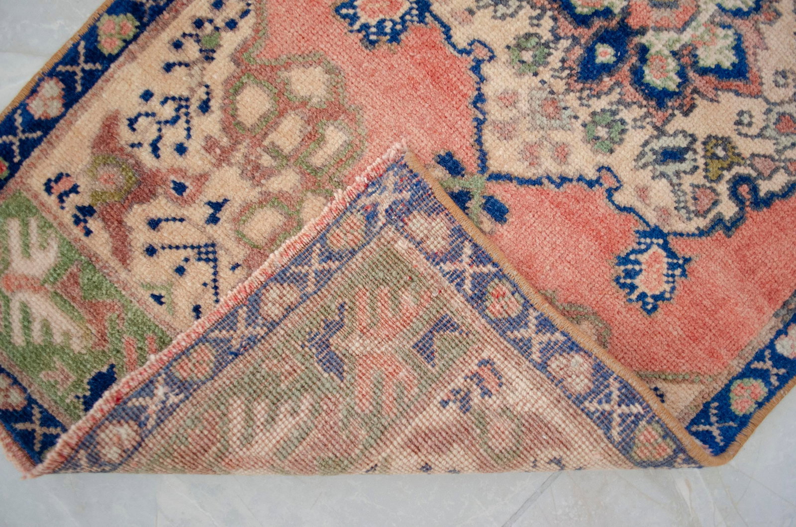 1960s Hand Knotted Small Turkish Rug Entryway Mat Bath Rug Kitchen Rug - 20'' X 39'' - 8