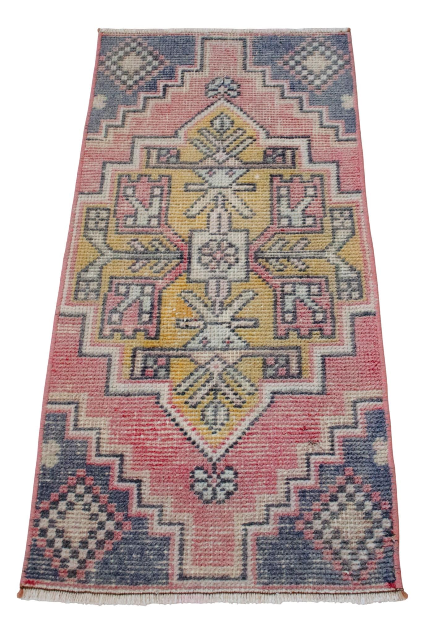 1970s Hand Knotted Small Turkish Rug Entryway Mat Bath Rug Kitchen Rug - 19'' X 41'' - 5