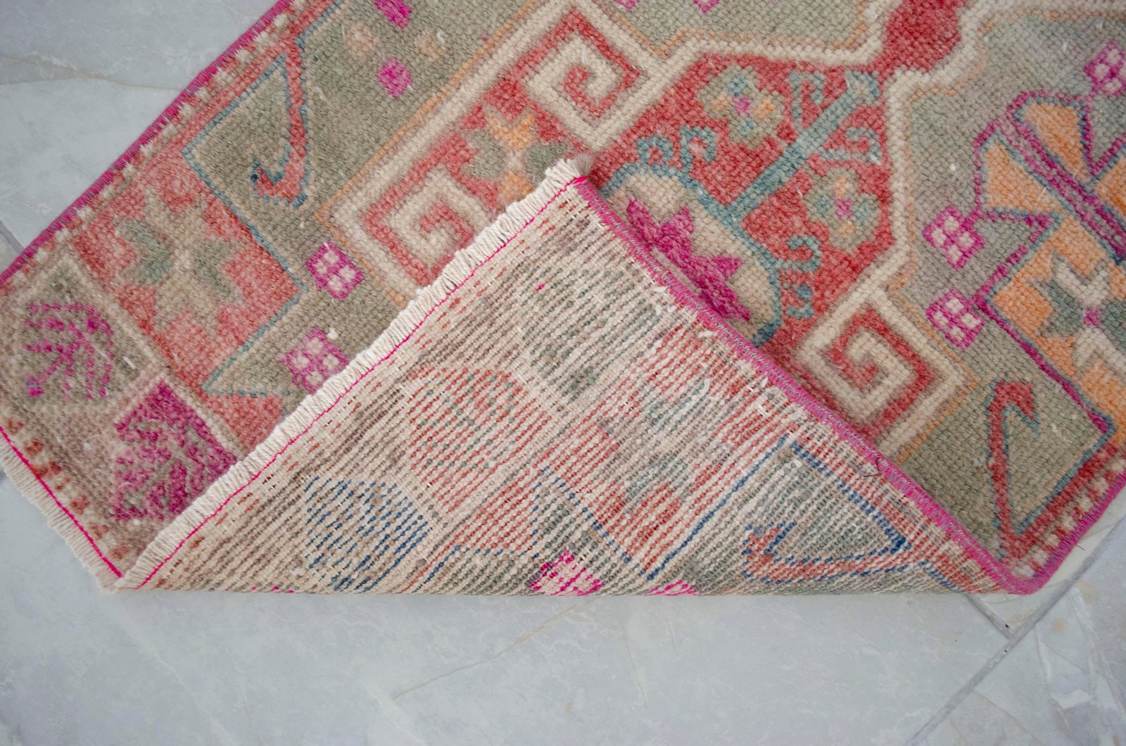 1970s Hand Knotted Door Mat, Entryway Rug, Bath Mat, Kitchen Decor, Small Rug, Turkish Rug - 1"² - 8