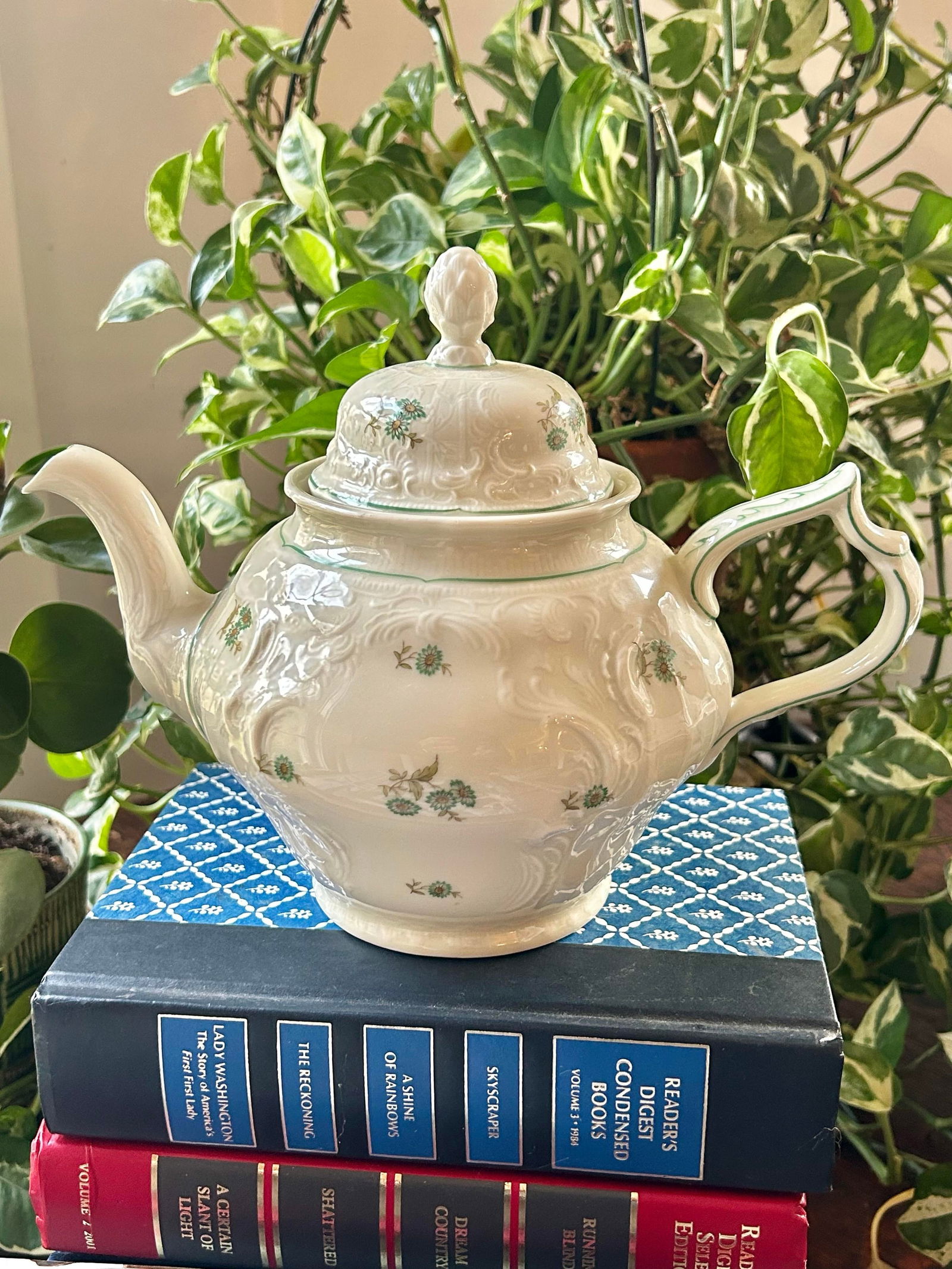 1950's Rosenthal Sanssouci Porcelain "Moss Rose" Tea Pot - 2