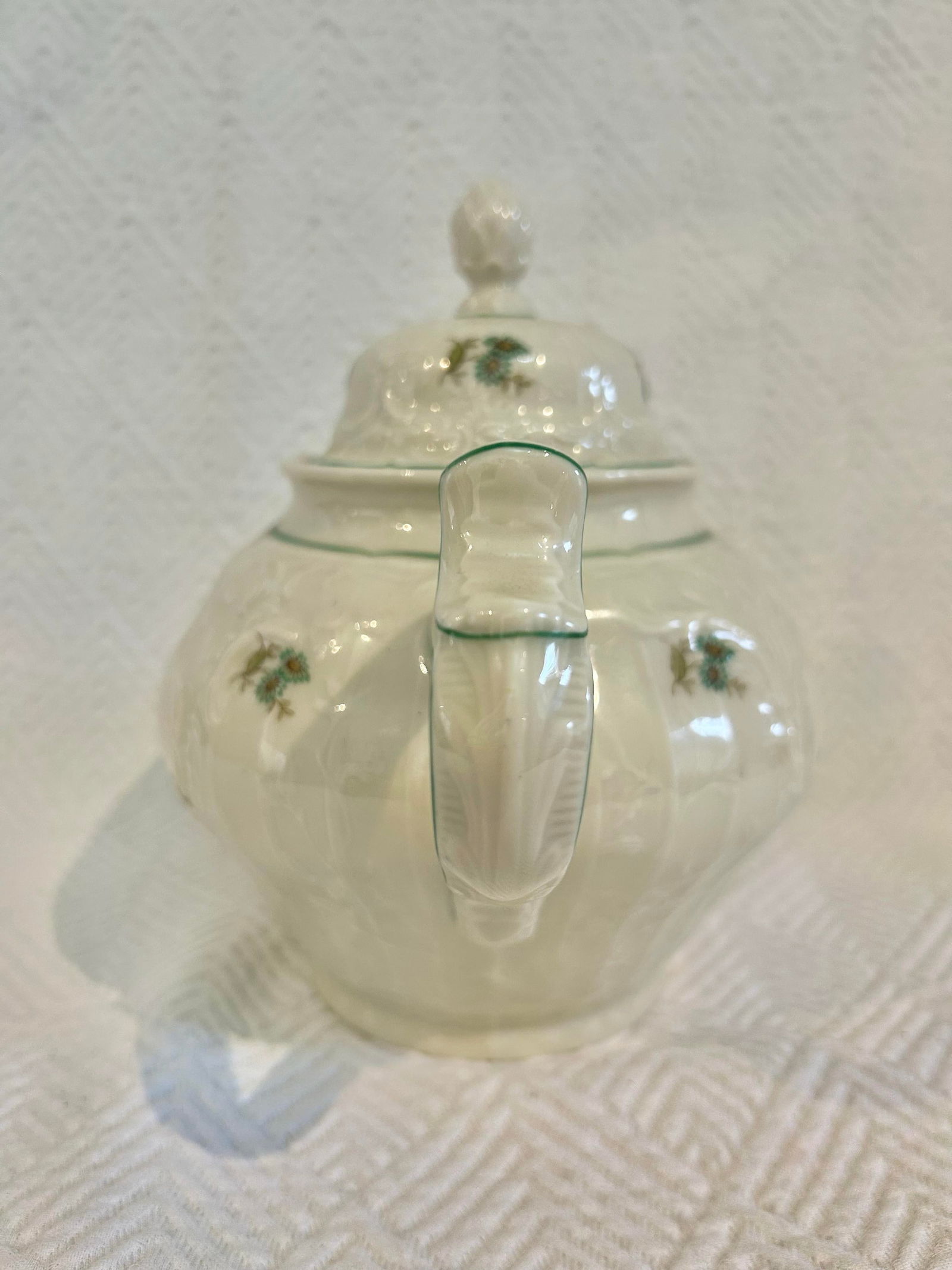 1950's Rosenthal Sanssouci Porcelain "Moss Rose" Tea Pot - 4