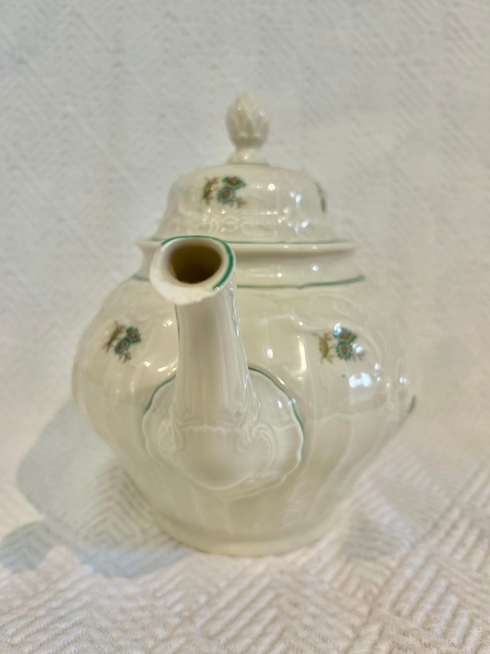 1950's Rosenthal Sanssouci Porcelain "Moss Rose" Tea Pot - 5