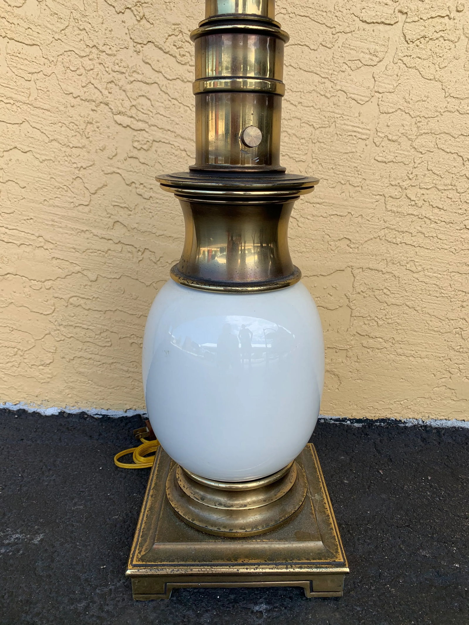 1950s Ostrich Egg and Vintage Brass Table Lamp Stiffel Style - 3