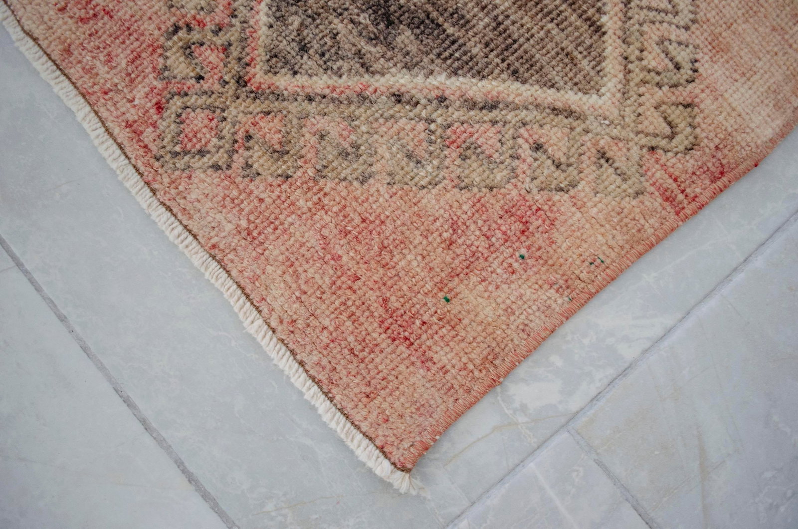 1970s Vintage Hand Knotted Small Rug - 6